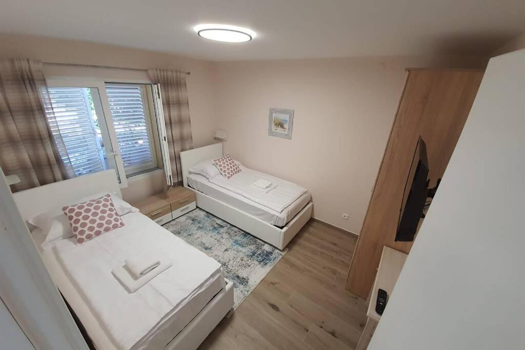 Apartment Punta skala Villa Valentina Petrcane Exteriör bild